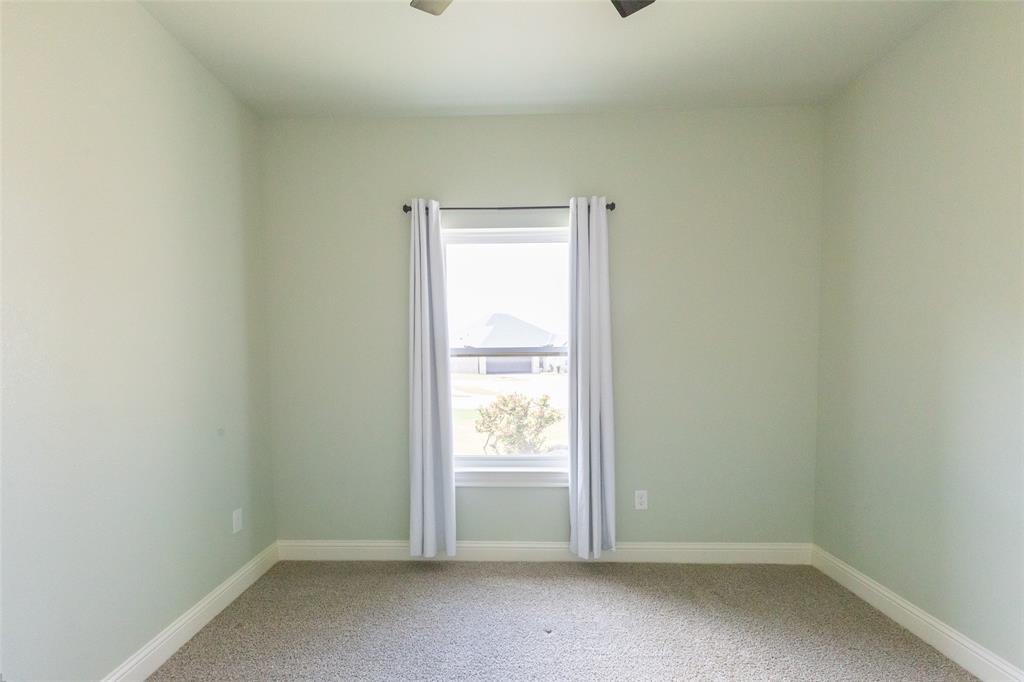 220 Moon Beam Path Property Photo 29