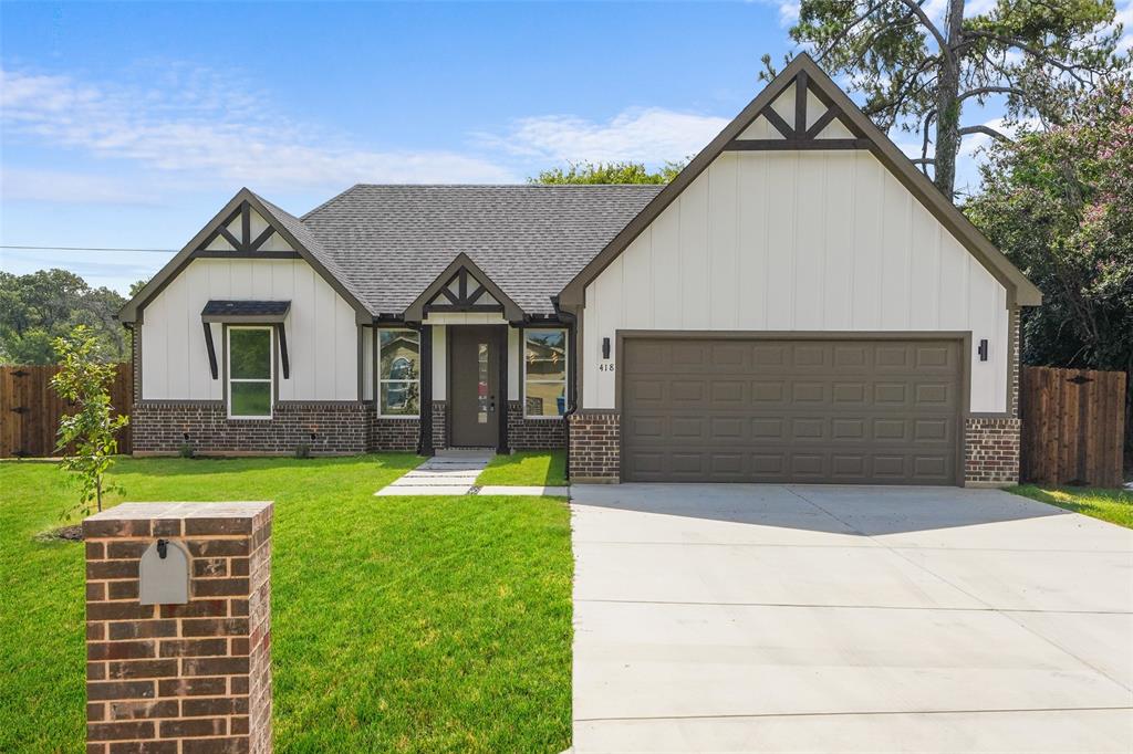 418 Starboard Drive Property Photo 1