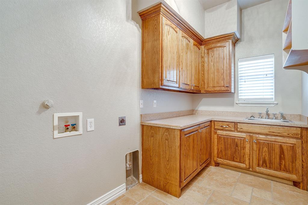 9549 Dickson Road Property Photo 32