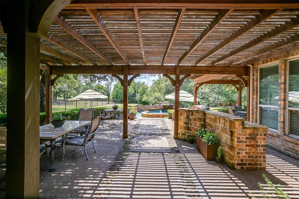 9549 Dickson Road Property Photo 33