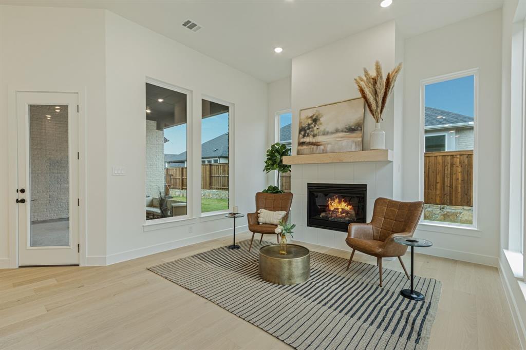 4740 Zelder Street Property Photo 14