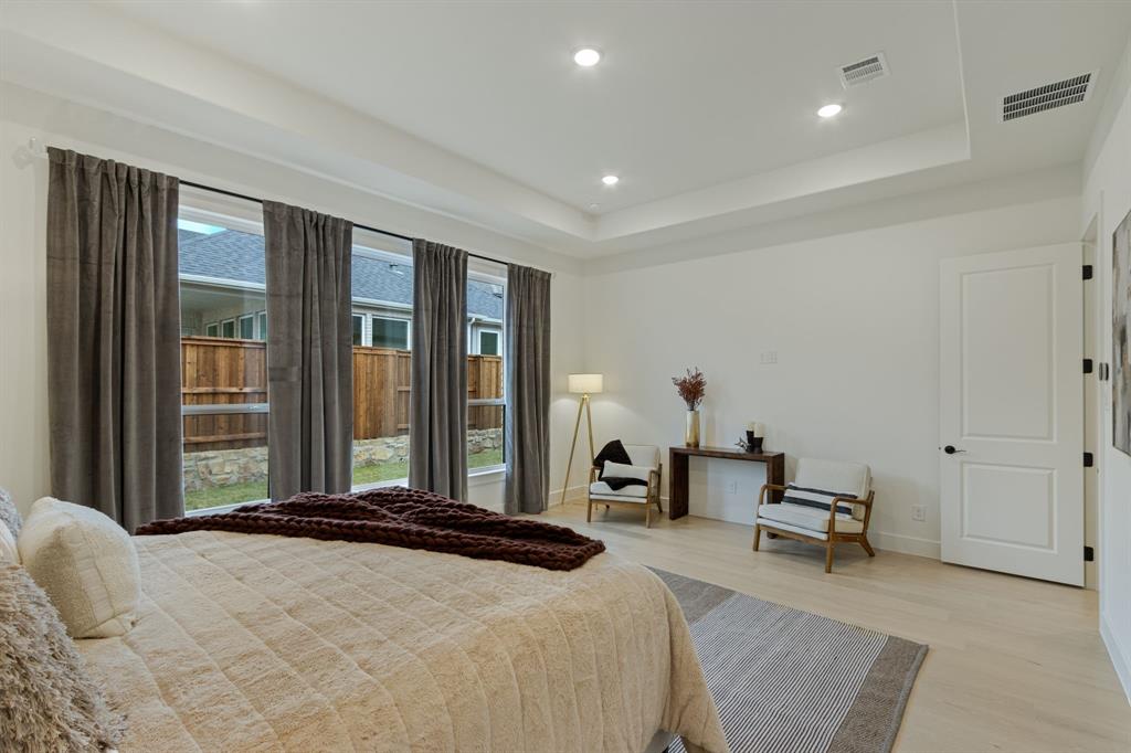 4740 Zelder Street Property Photo 23