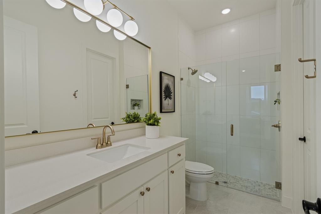4740 Zelder Street Property Photo 29