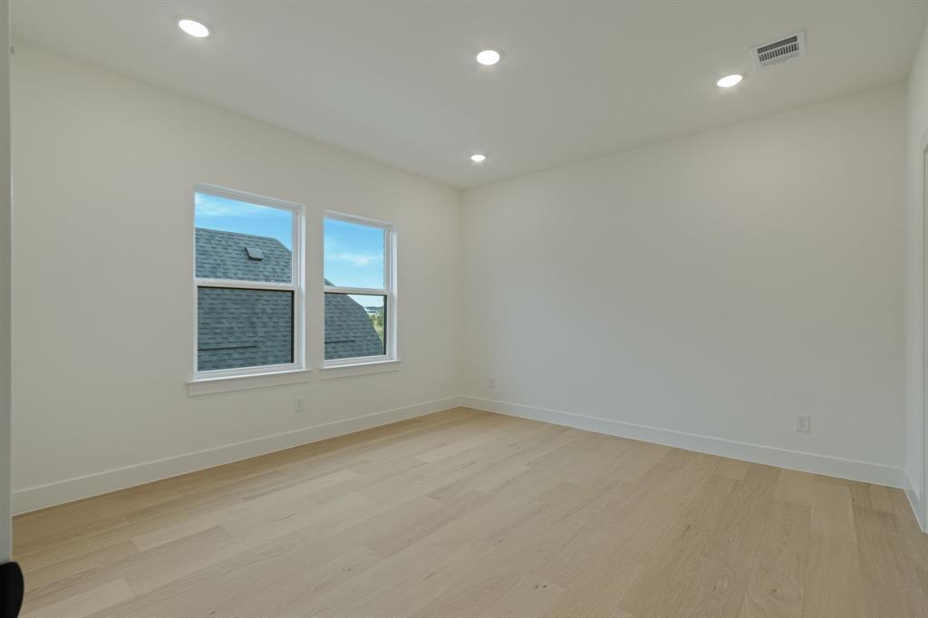 4740 Zelder Street Property Photo 33