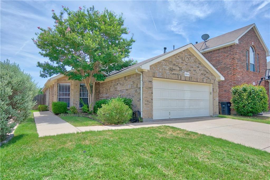 12112 Thicket Bend Drive Property Photo 1