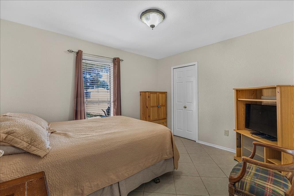 3423 Hickory Hill Drive Property Photo 17