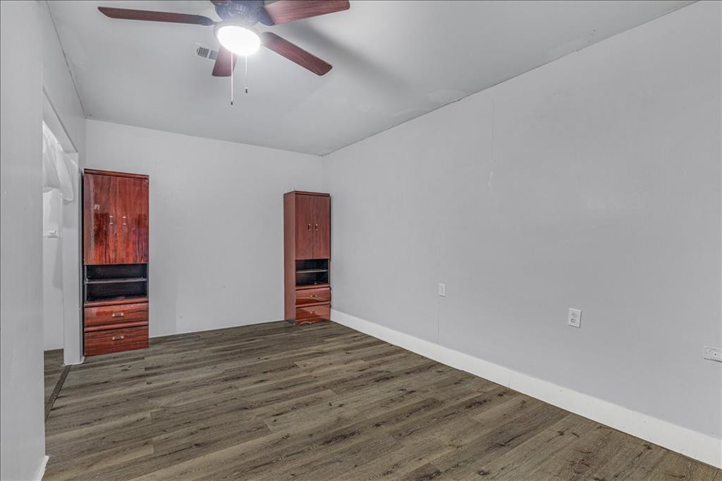 3423 Hickory Hill Drive Property Photo 19