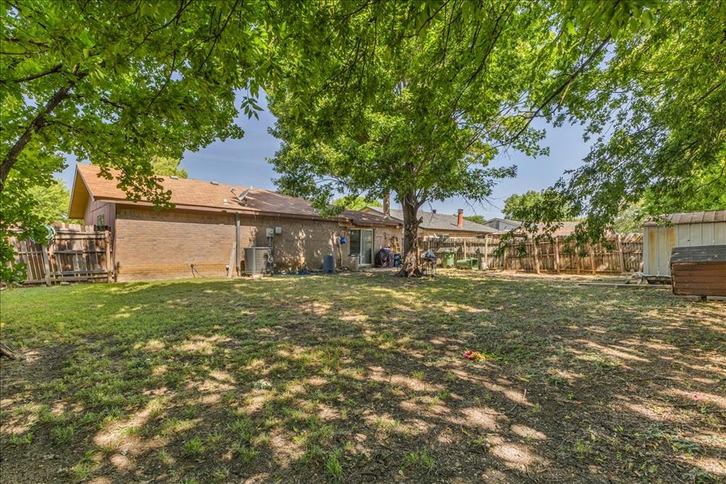 3423 Hickory Hill Drive Property Photo 21