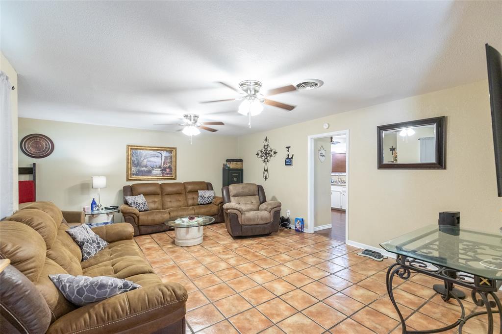 1401 Glendale Drive Property Photo 4