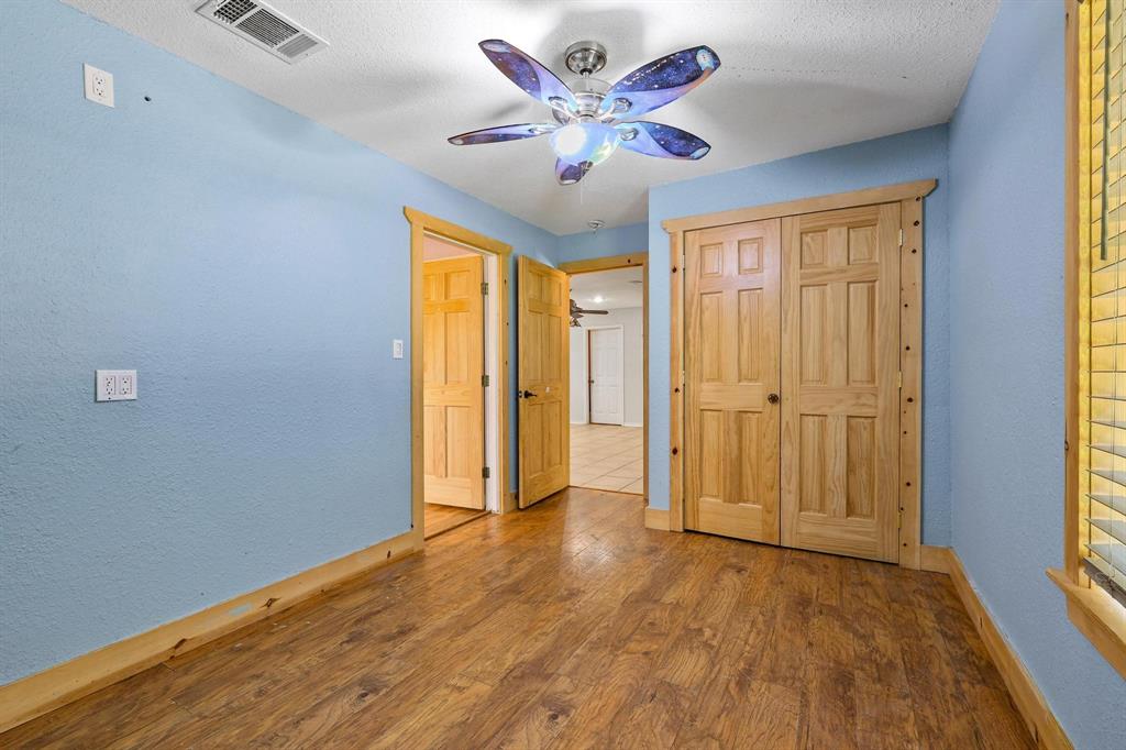 207 W South Street Property Photo 13