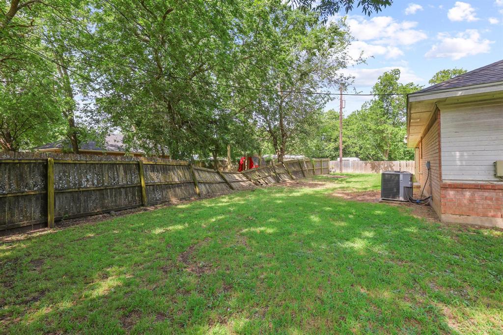 207 W South Street Property Photo 25