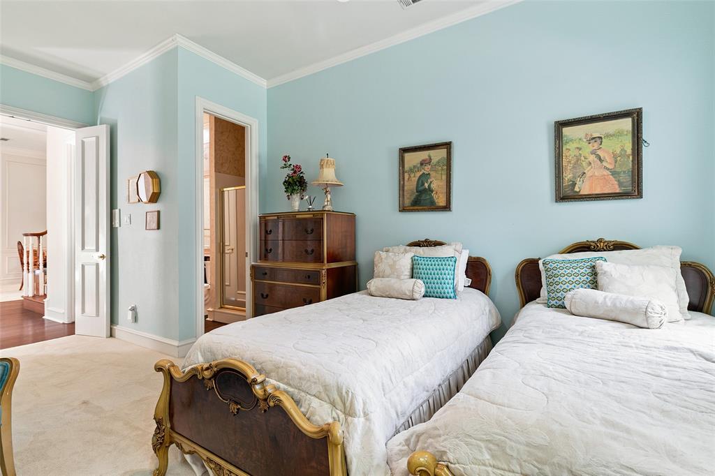 4633 E Shadow Ridge Drive Property Photo 22