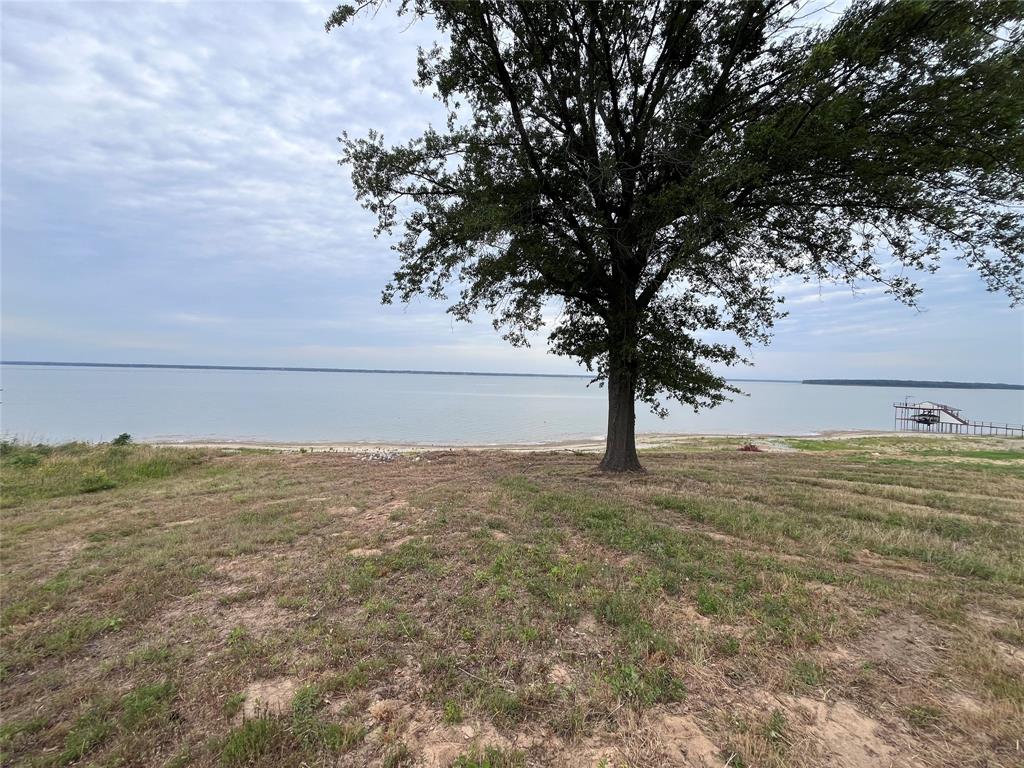 1564 Shoreline Drive Property Photo 7