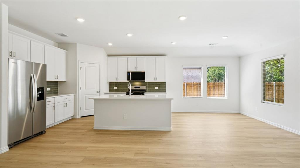 3409 Richmond Drive Property Photo 1