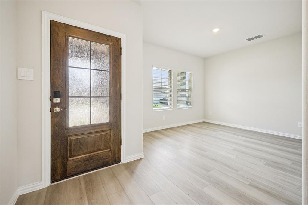 3407 Richmond Drive Property Photo 7