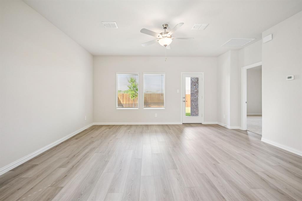 3407 Richmond Drive Property Photo 10