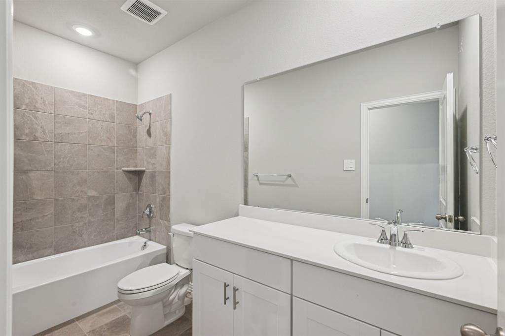 1573 Coldwater Way Property Photo 19