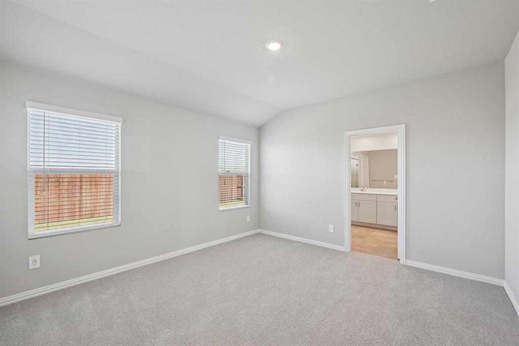 1573 Coldwater Way Property Photo 24