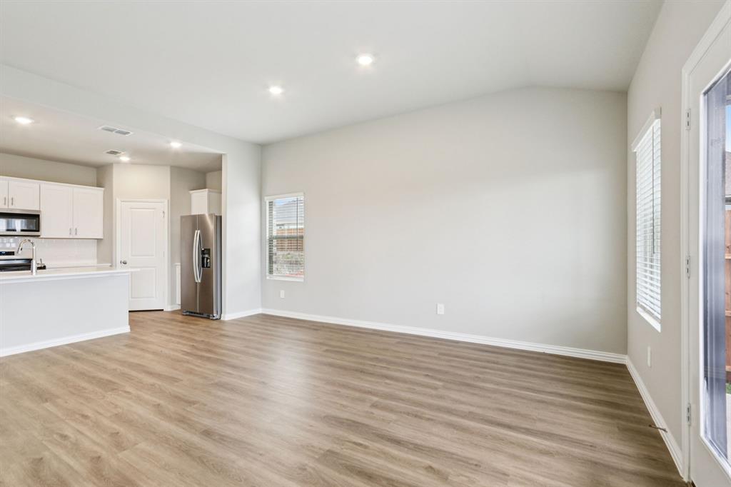 1567 Coldwater Way Property Photo 11