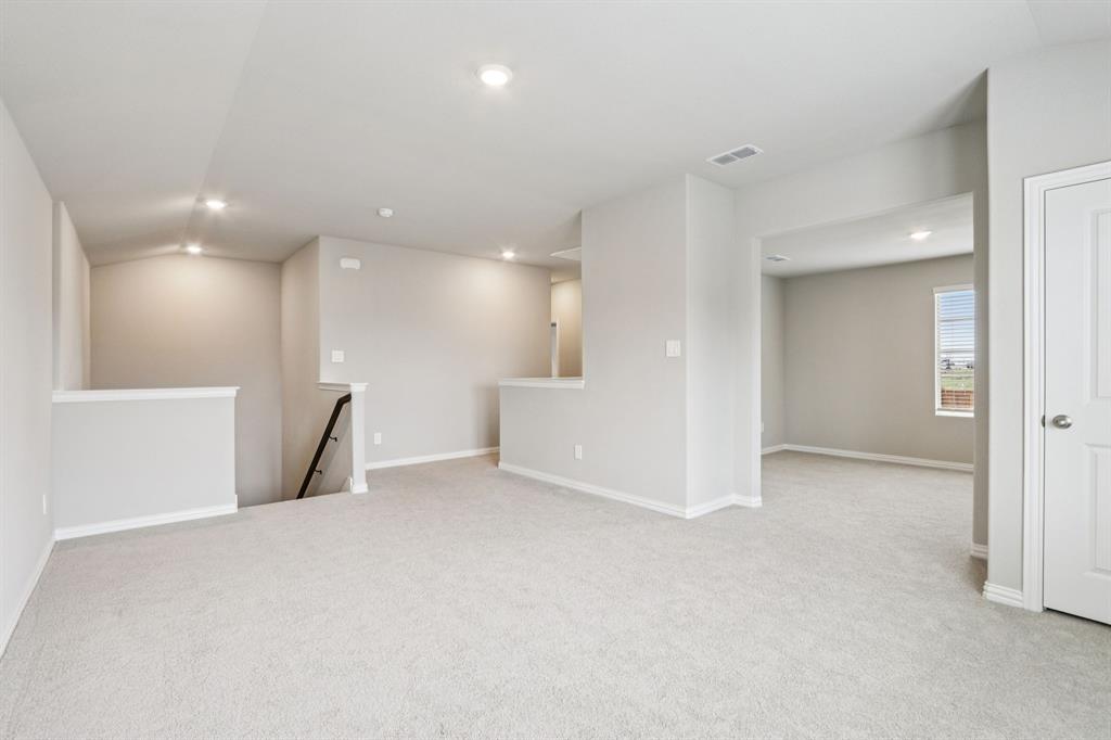 1567 Coldwater Way Property Photo 26