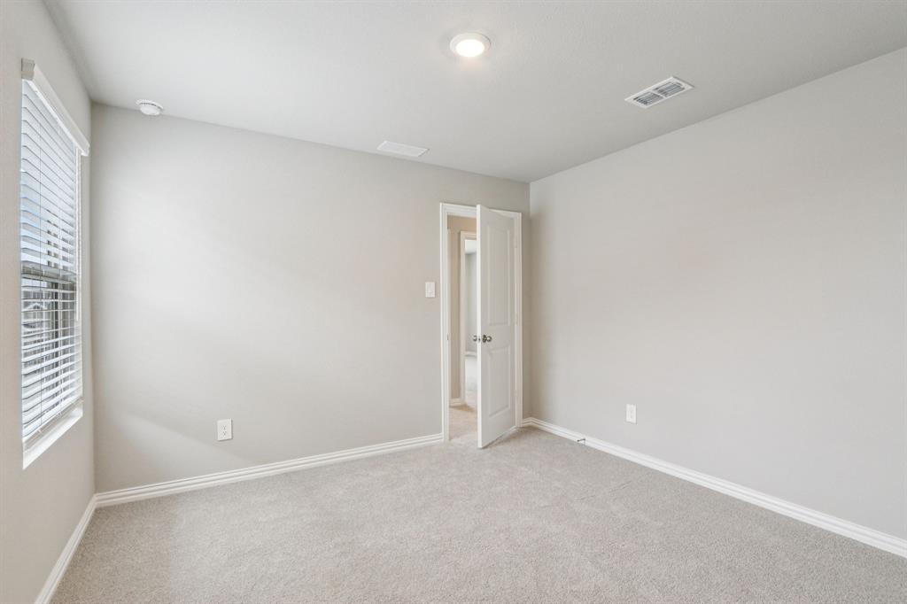 1567 Coldwater Way Property Photo 34