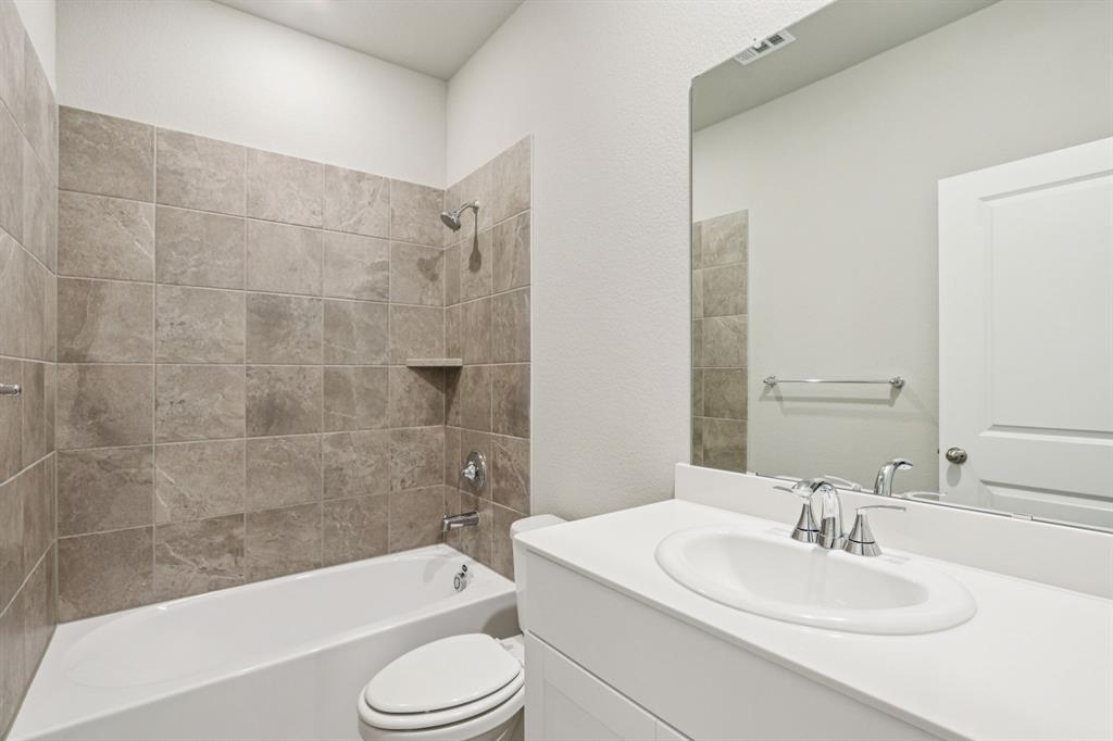 1567 Coldwater Way Property Photo 38