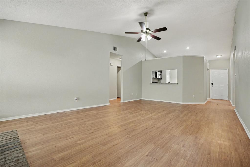 1022 Cedar Run Drive Property Photo 7