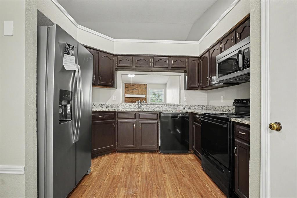1022 Cedar Run Drive Property Photo 10