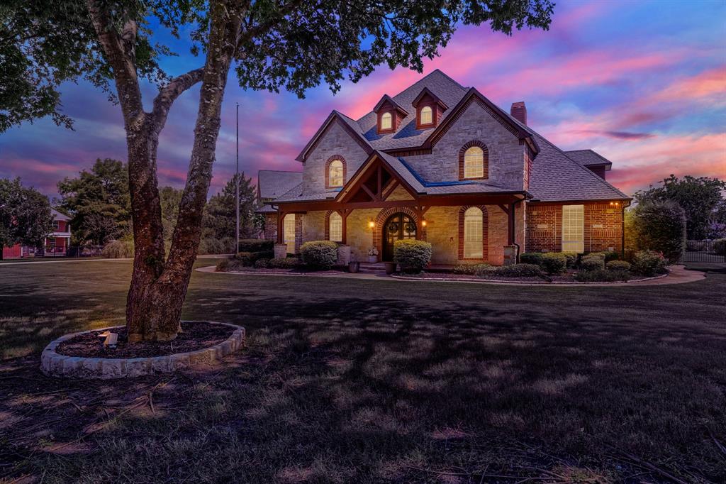465 Equestrian Drive Property Photo 4