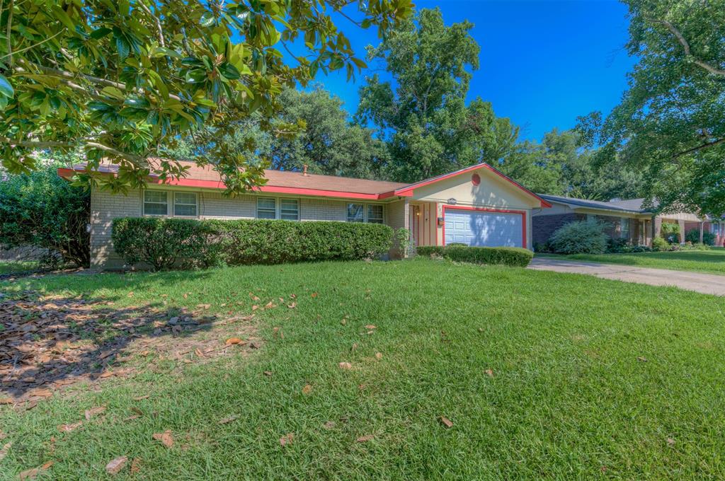 9032 Sara Lane Property Photo 2