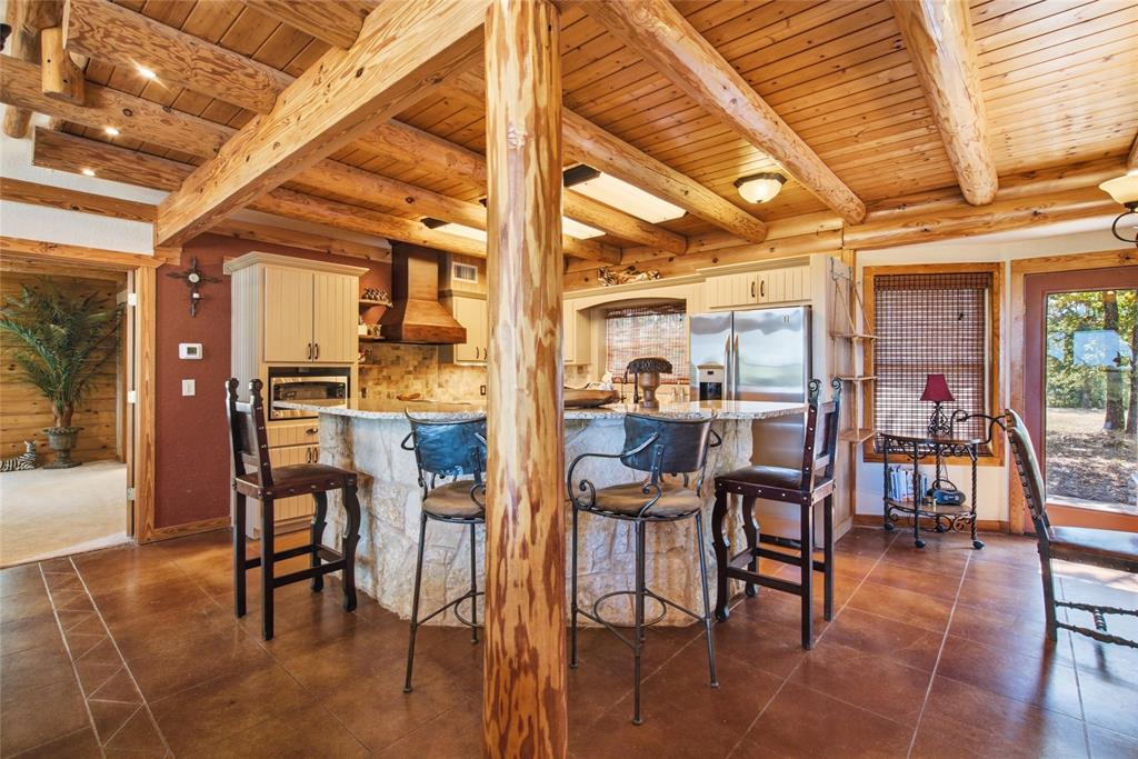 175 Private Road 3708 Property Photo 10
