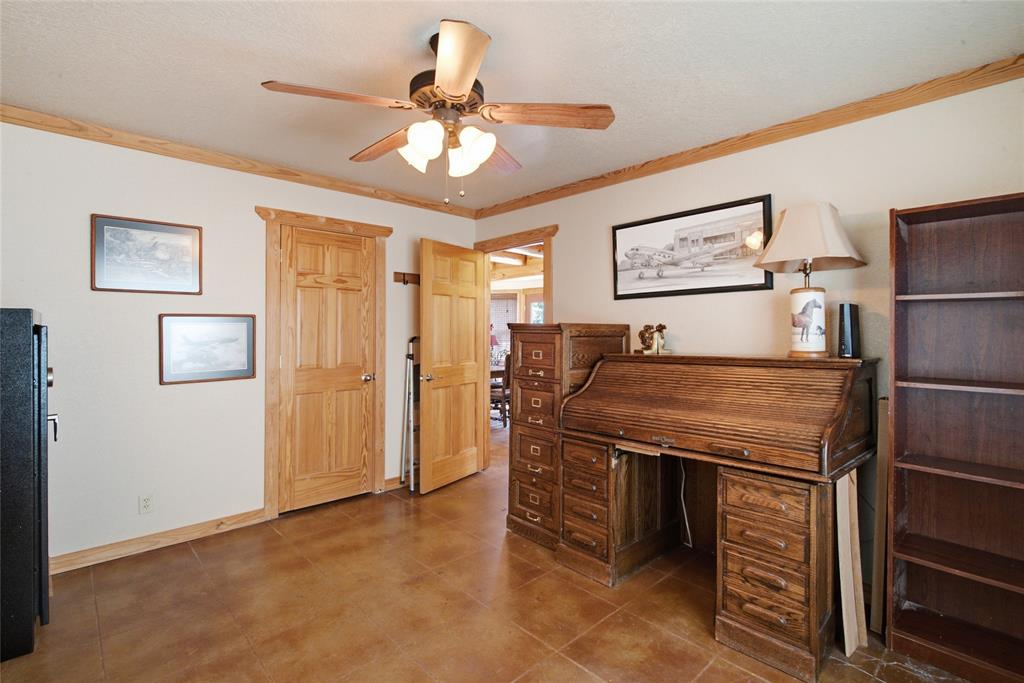 175 Private Road 3708 Property Photo 22
