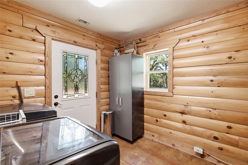 175 Private Road 3708 Property Photo 23
