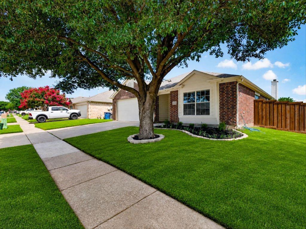 3004 Sawgrass Drive Property Photo 3