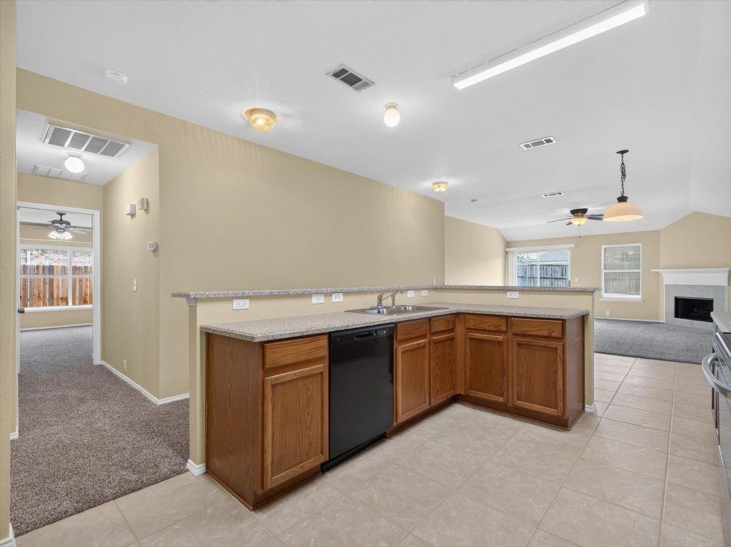 3004 Sawgrass Drive Property Photo 8