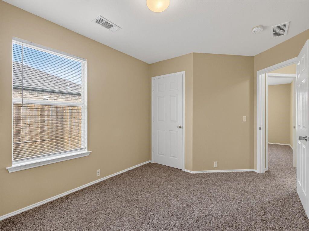 3004 Sawgrass Drive Property Photo 10