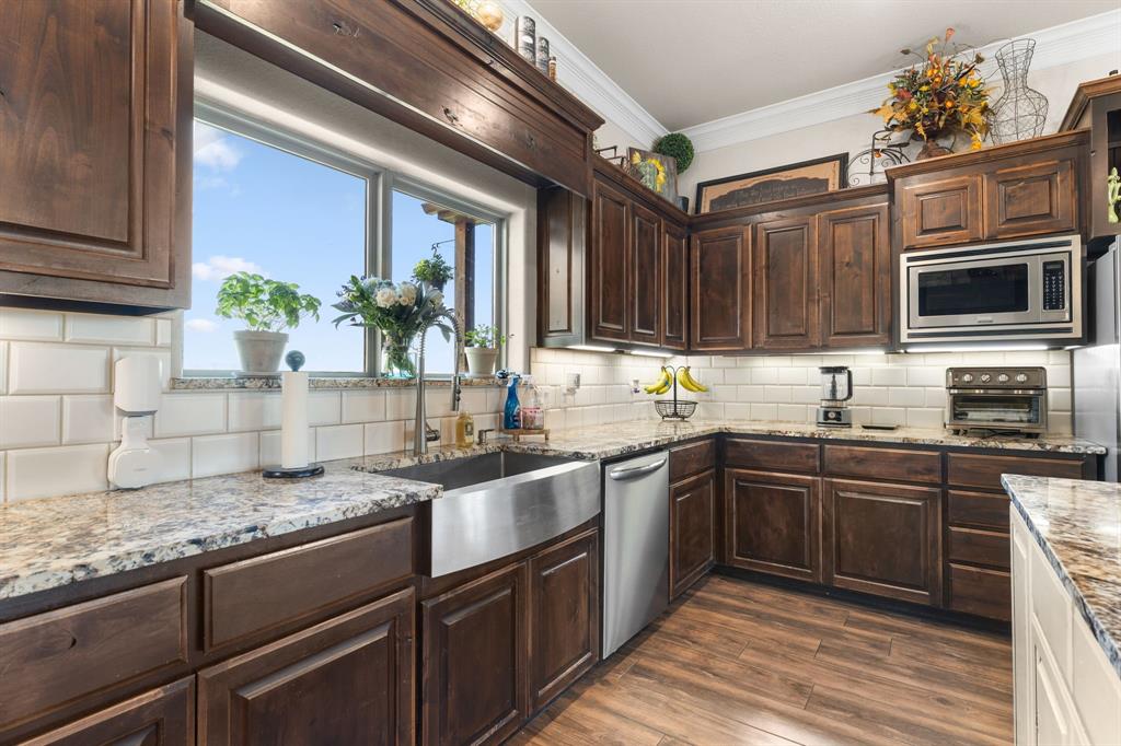 18713 Fm 1954 Property Photo 9