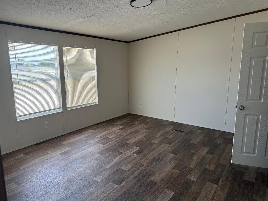 1630 Lytton Lane Property Photo 10