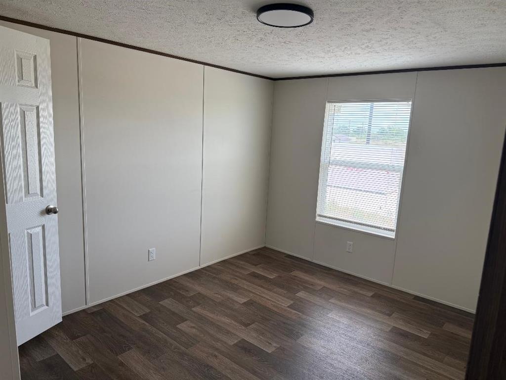 1630 Lytton Lane Property Photo 11