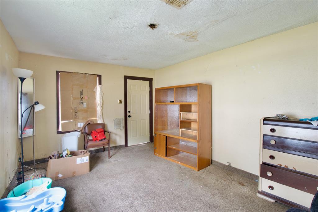 600 Hatton Street Property Photo 10