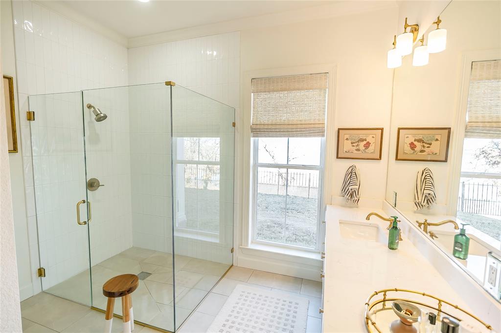 1061 Tradewinds Road Property Photo 14