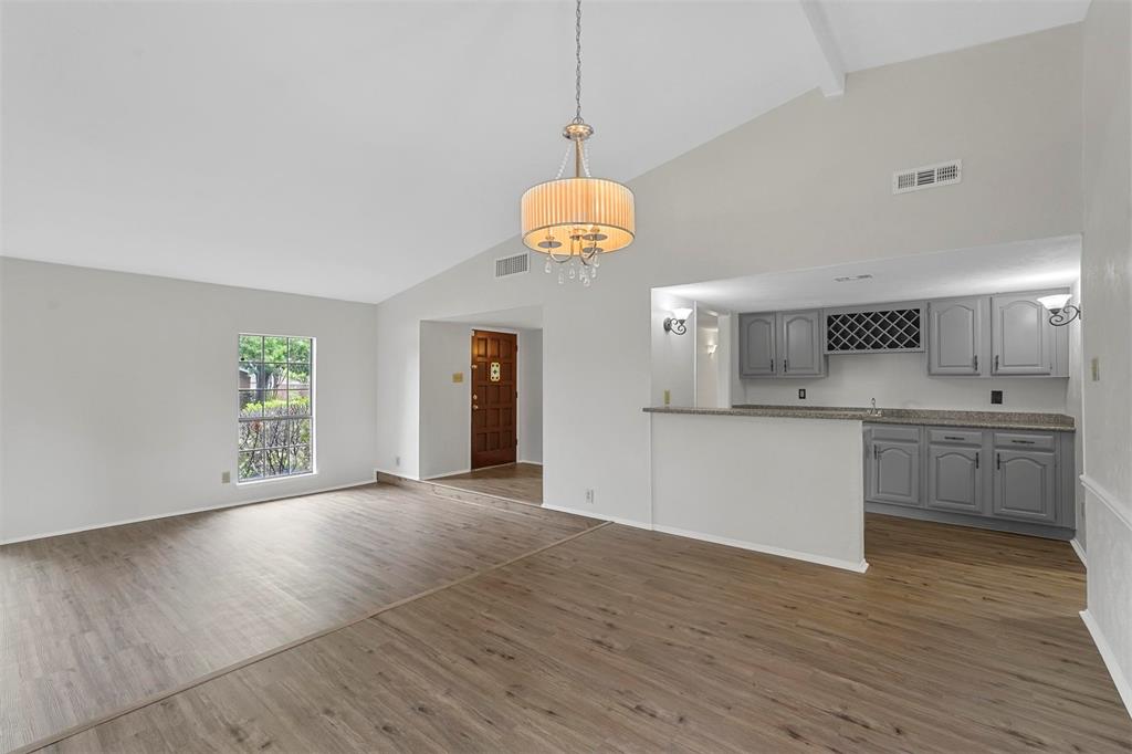 848 Shenandoah Drive Property Photo 8