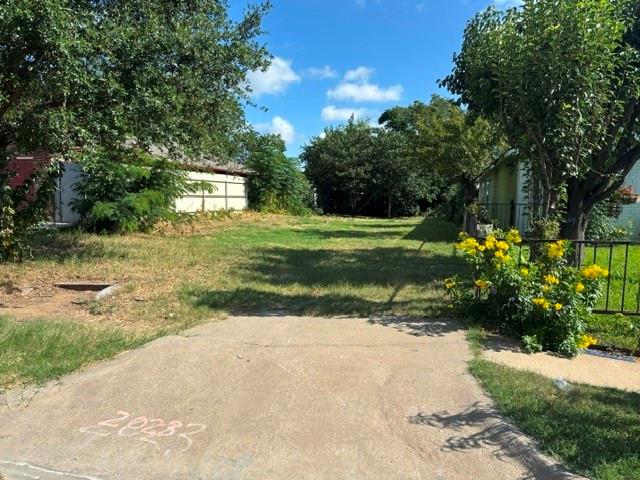 2023 Angelina Drive Property Photo 2