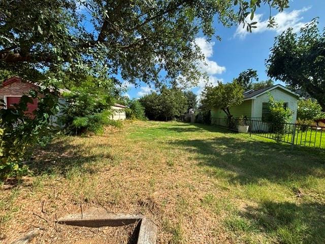 2023 Angelina Drive Property Photo 4