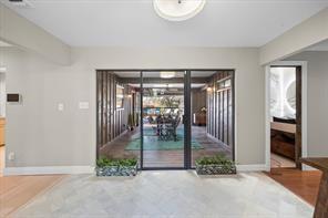1921 Briarwood Drive Property Photo 3