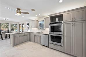 1921 Briarwood Drive Property Photo 12