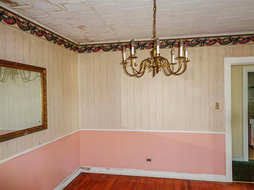 433 N Main Street Property Photo 12