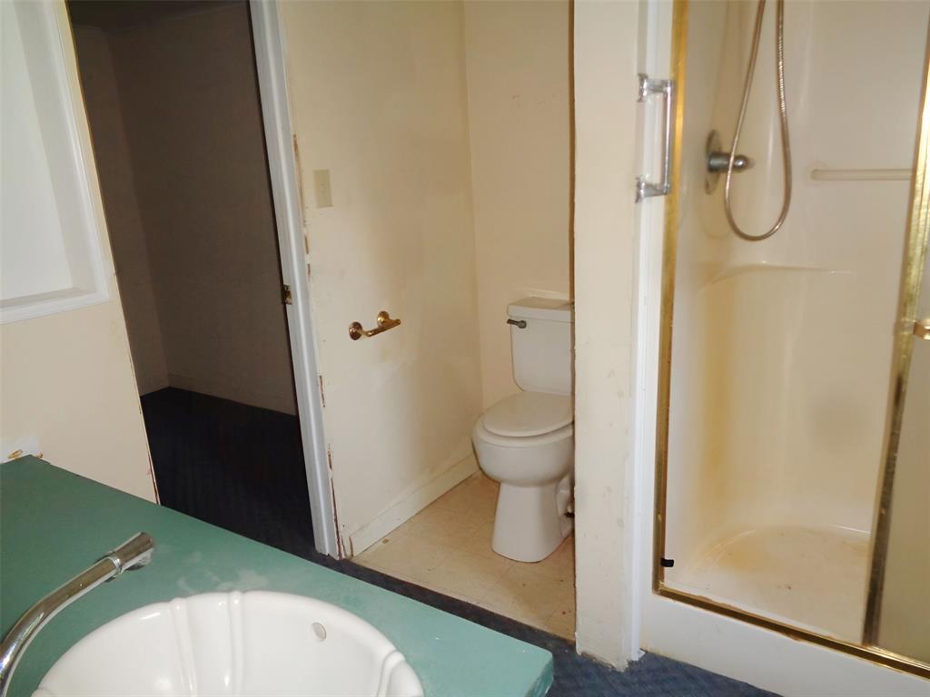 433 N Main Street Property Photo 19