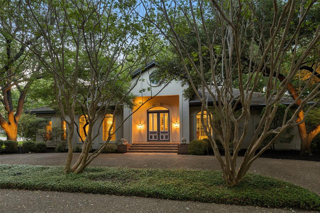 8732 Arbor Park Court Property Photo 1