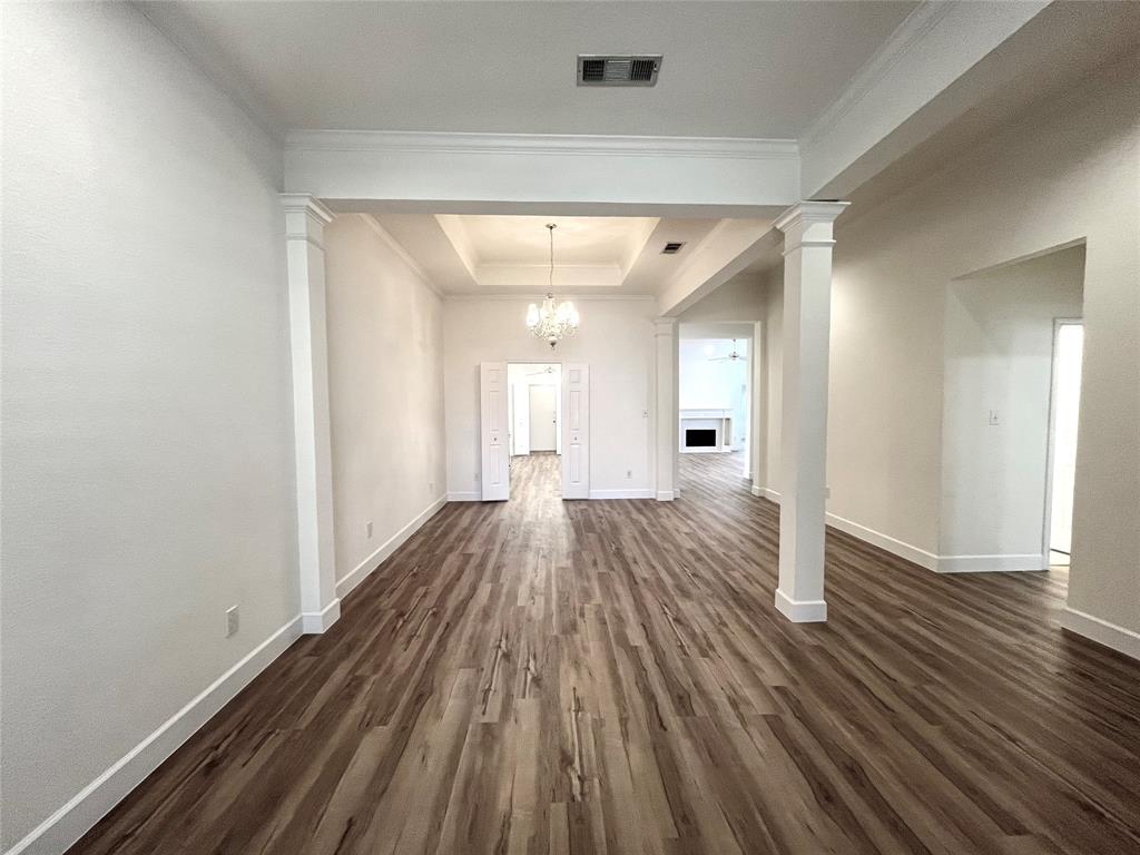 6816 Forest Hills Drive Property Photo 4